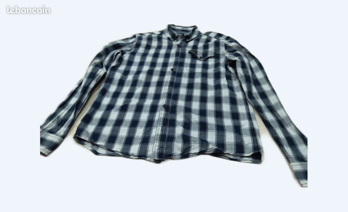 Chemise à carreaux bleu marine et blanc taille M marque deeluxe (image 1)