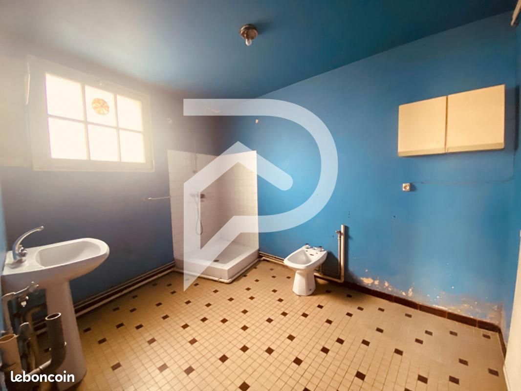 Maison de village 4 pièces 140 m² - Surgères 17700 (image principale 9)