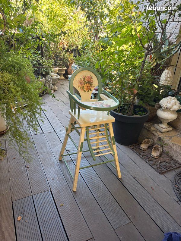 Chaise haute pour bébé (image 2)
