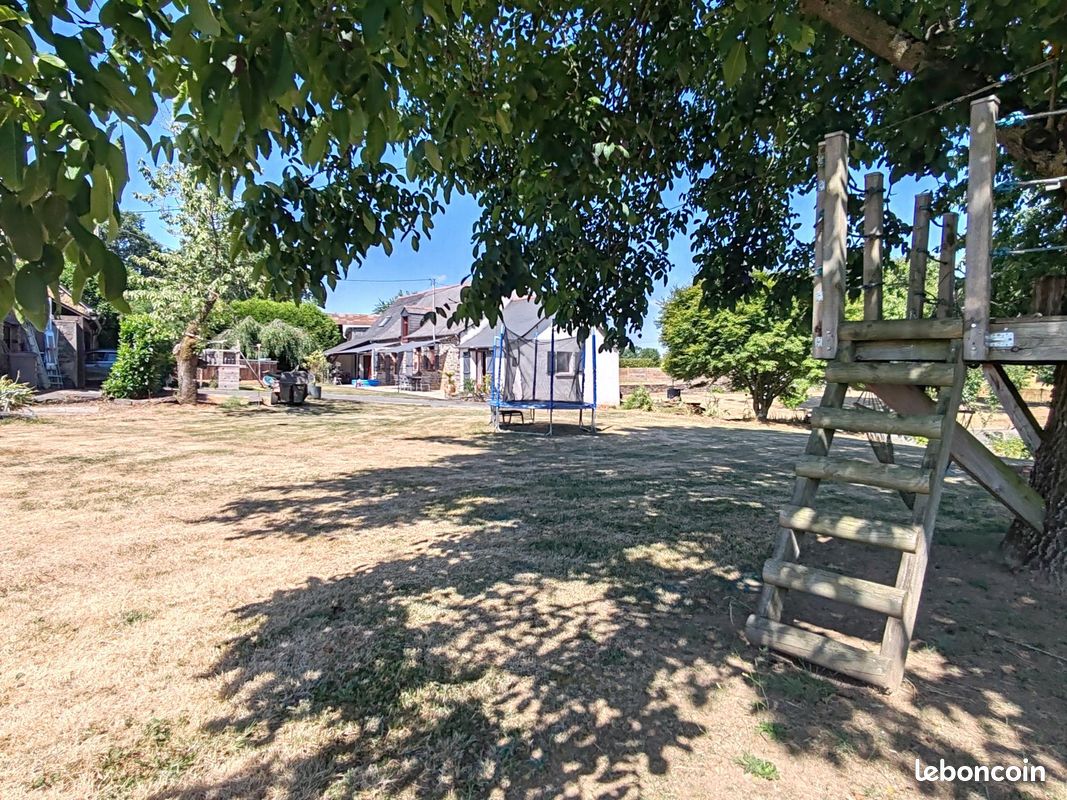 Maison 6 pièces 190 m² · à Retiers · 190 m² · 315 000 €