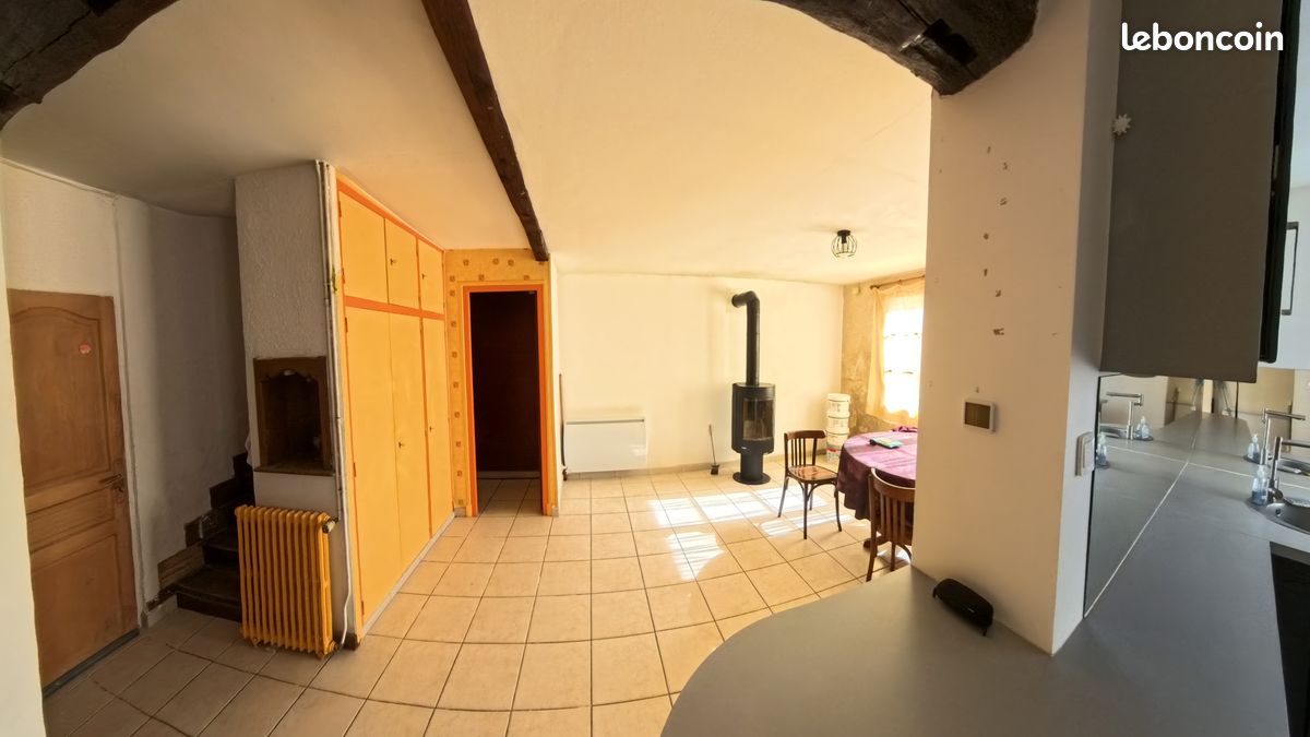 Maison 5 pièces 300 m² · à Nazelles-Négron · 300 m² · 140 000 €