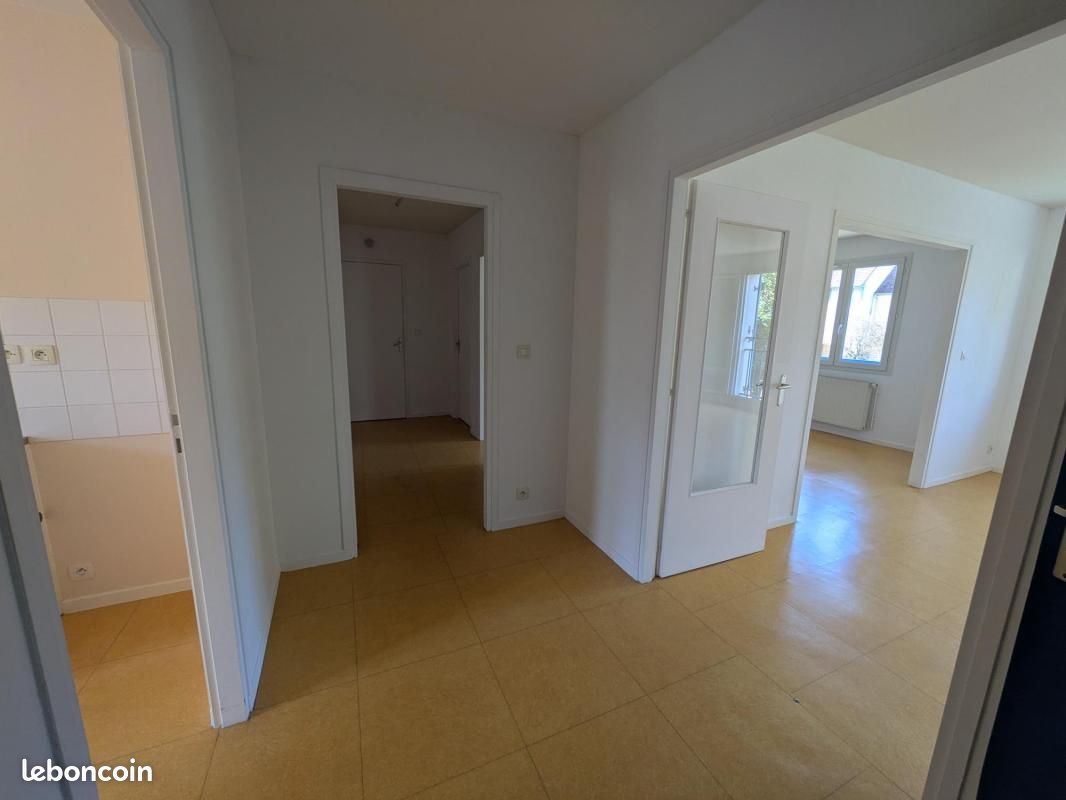Appartement 3 pièces 91 m² · à Bar-sur-Aube · 91 m² · 572 €/mois