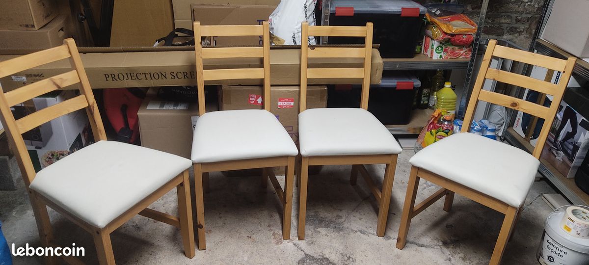 Lot de 4 chaises en bois – bon état (image 1)