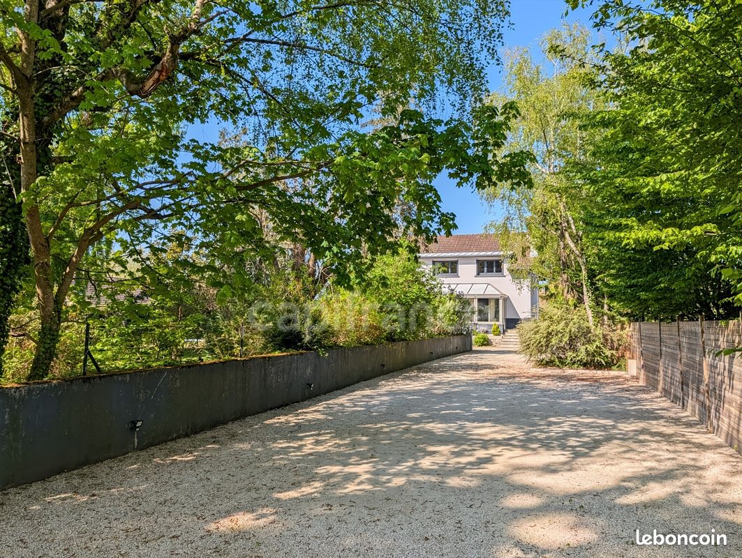 Maison 7 pièces 189 m² · à Chalon-sur-Saône · 189 m² · 344 000 €