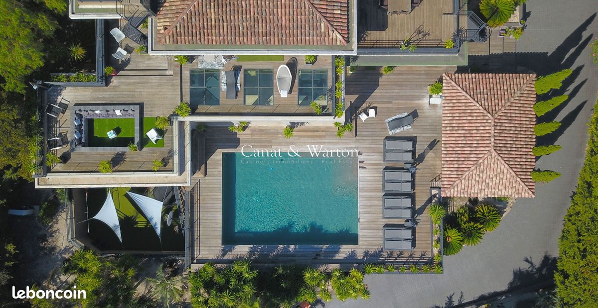 Maison 8 pièces 470 m² · à Saint-Raphaël · 470 m² · 2 890 000 €