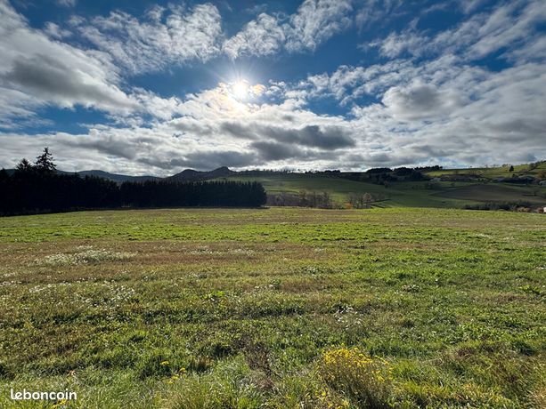 Terrain 758 m² YSSINGEAUX