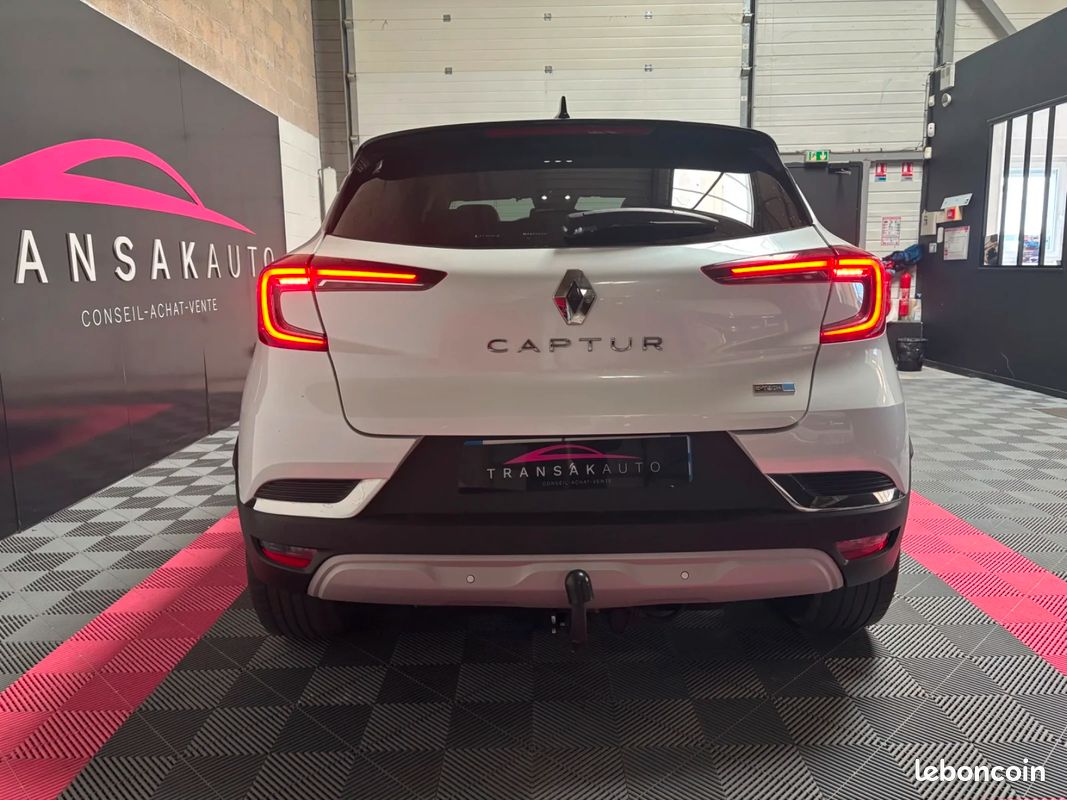 Renault CAPTUR Captur E-Tech Plug-in 160 (image 6)