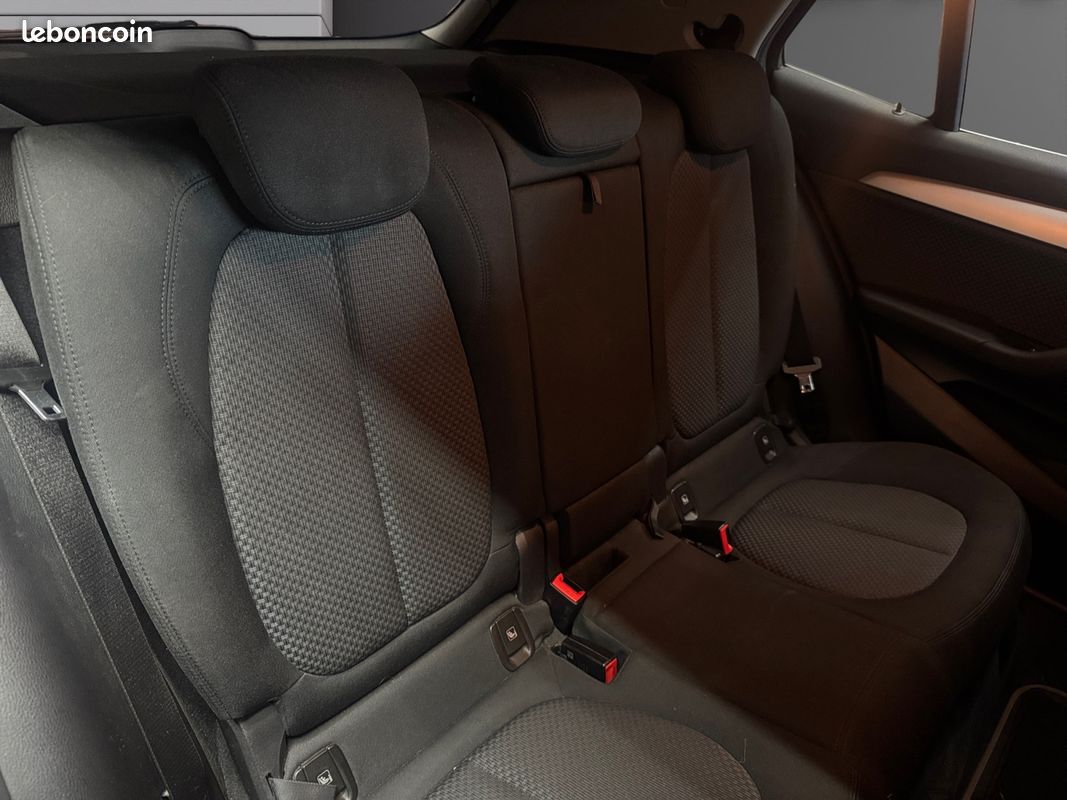 BMW X2 (F39) SDRIVE 18i DKG7 Business Design - 140Ch - Garantie 12 mois (image 11)