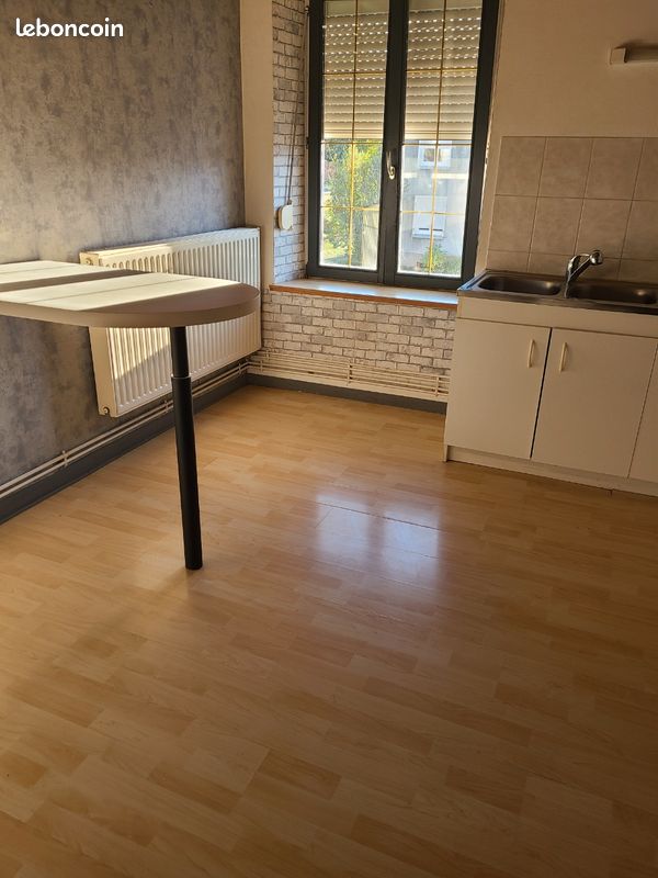 Appartement 3 pièces 75 m² · à Azerailles · 75 m² · 450 €/mois