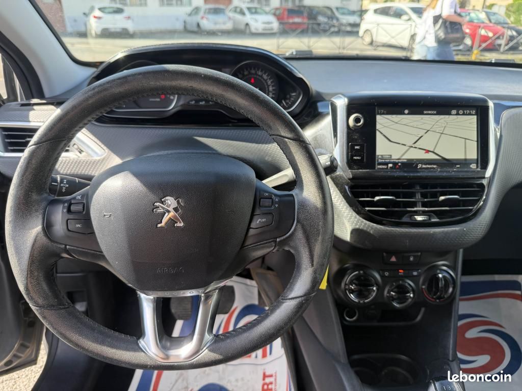 PEUGEOT 208 1.5 BlueHDi S&S - 100 Allure GPS + RADAR AR + CLIM (image 15)