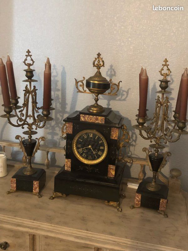 Pendule et chandeliers (image 1)