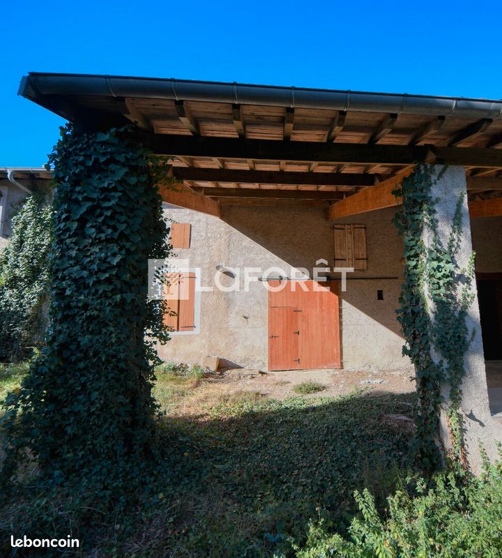 Maison 2 pièces 126 m² · à Parisot · 126 m² · 80 000 €