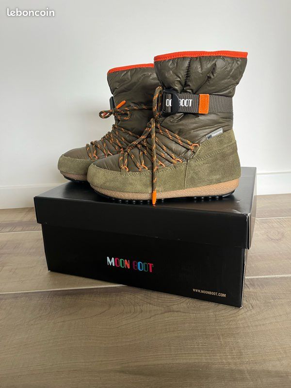 Moon Boot (image 1)