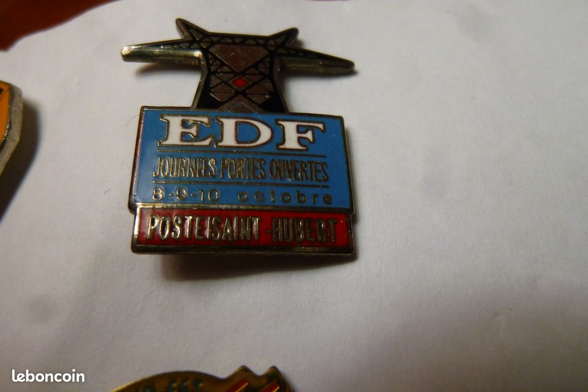 Pin's EDF GDF – Béziers Languedoc-Roussillon – Logo Armoiries – Collection