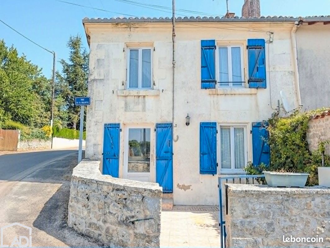 Maison 6 pièces 151 m² · à Pamproux · 151 m² · 95 400 €