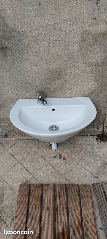 Lavabo auto portant (image 2)