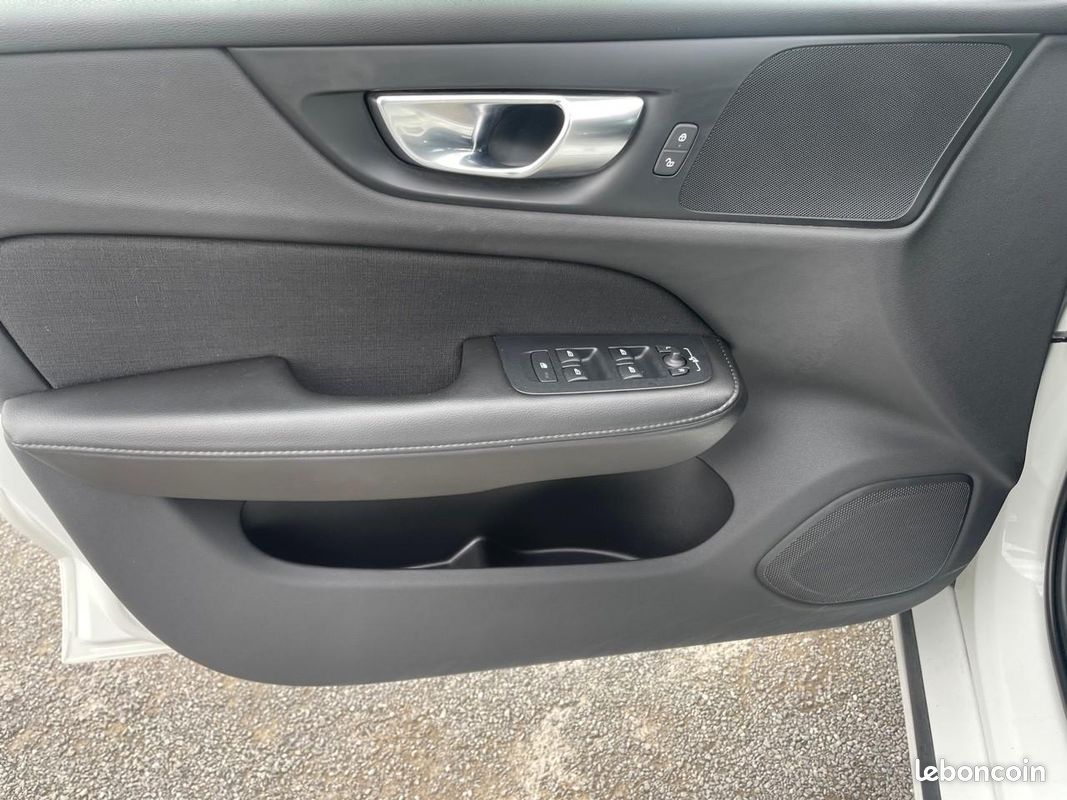 VOLVO V60 B3 Micro-Hybride Essence 163 Geartronic Business (image 12)