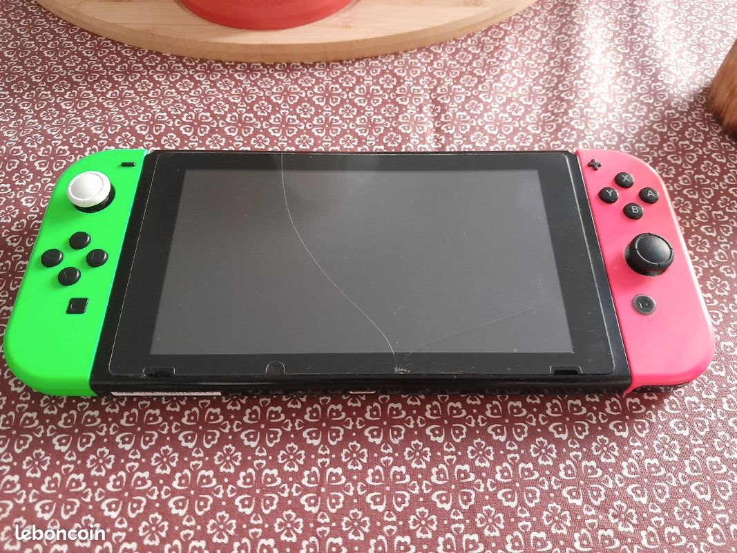 Switch (image 1)