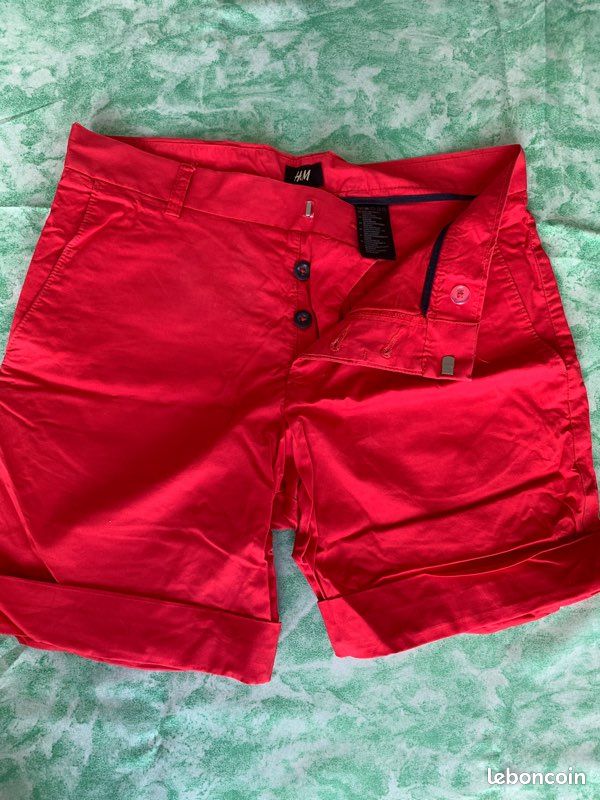 Short bermudas NEUF H & M TAILLE 46 rose fushia avec revers poches devan et dos Fermeture à bou (image 1)
