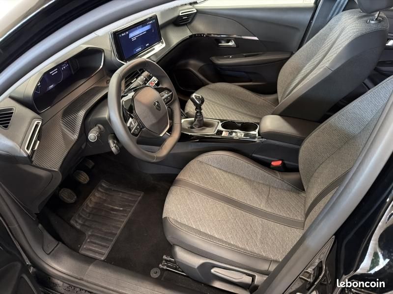 Peugeot 208 1.2 100ch S&S Allure (image 12)