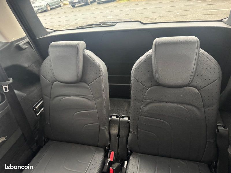 Citroen GRAND C4 PICASSO BLUEHDI 150CH EXCLUSIVE S&S EAT6 AUTOMATIQUE (image 19)