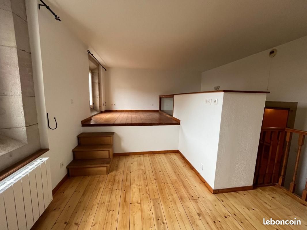 Appartement 1 pièce 27 m² · à Trévoux · 27 m² · 485 €