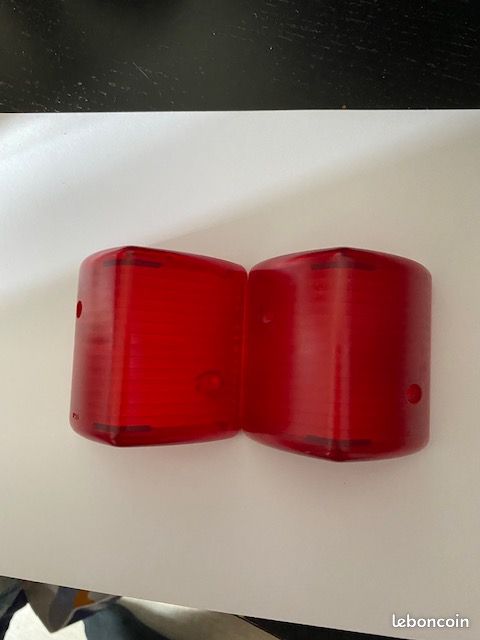 2 Diffuseurs de signalisation rouge LEGRAND 91668 (image 1)