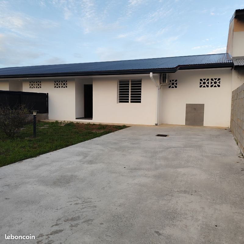 Maison 3 pièces 100 m² · à Macouria · 100 m² · 1 350 €
