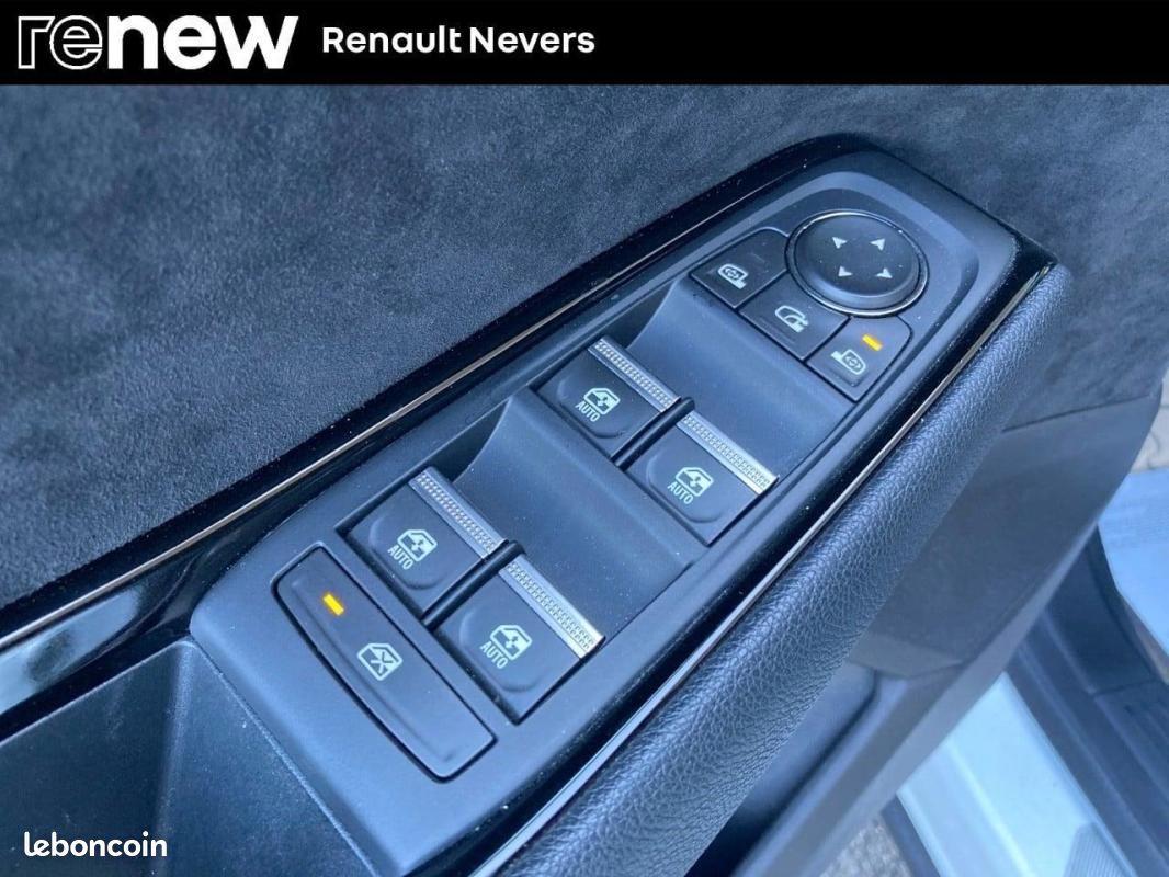 Renault Austral E-Tech hybrid 200 Techno esprit Alpine (image 15)