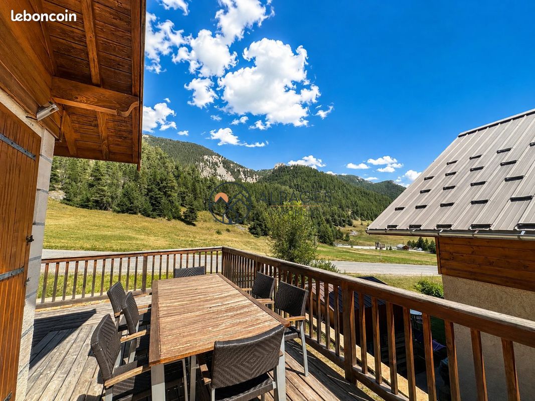 Maison 6 pièces 172 m² · à Arvieux · 172 m² · 498 000 €