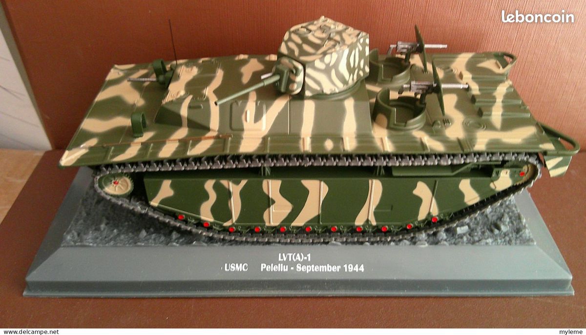 DO-102 Altaya LVT (A)-1 échelle 1/43 en parfait état dans sa boite d'origine (image 1)