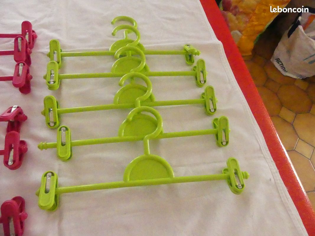 Cintres enfants (image 4)