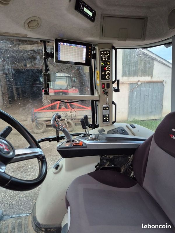 Massey Ferguson 5S115 Dyna 6 EFF - Tracteurs