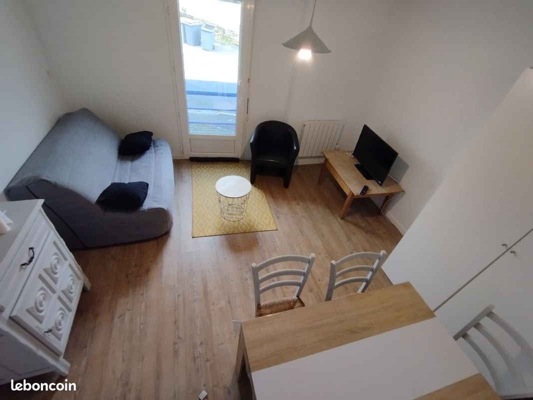 Appartement 1 pièce 23 m² · à Niort · 23 m² · 400 €