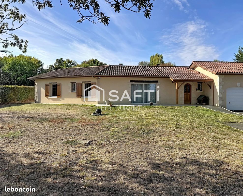 Maison 6 pièces 148 m² · à Saint-Christophe-de-Double · 148 m² · 259 000 €