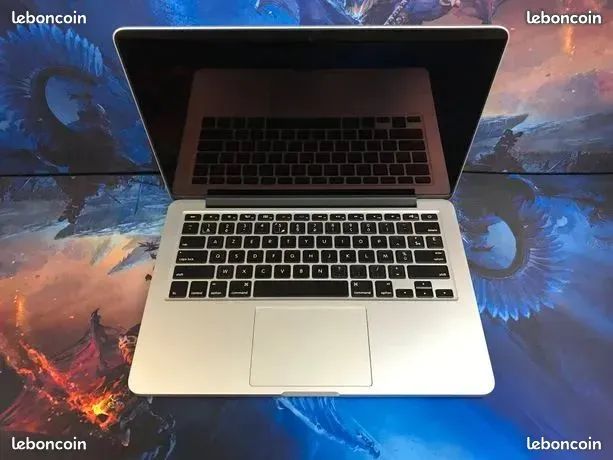 Apple MacBook Pro 13.3", i5 2.4GHz, 8GB RAM, 256GB SSD | MV962B/A