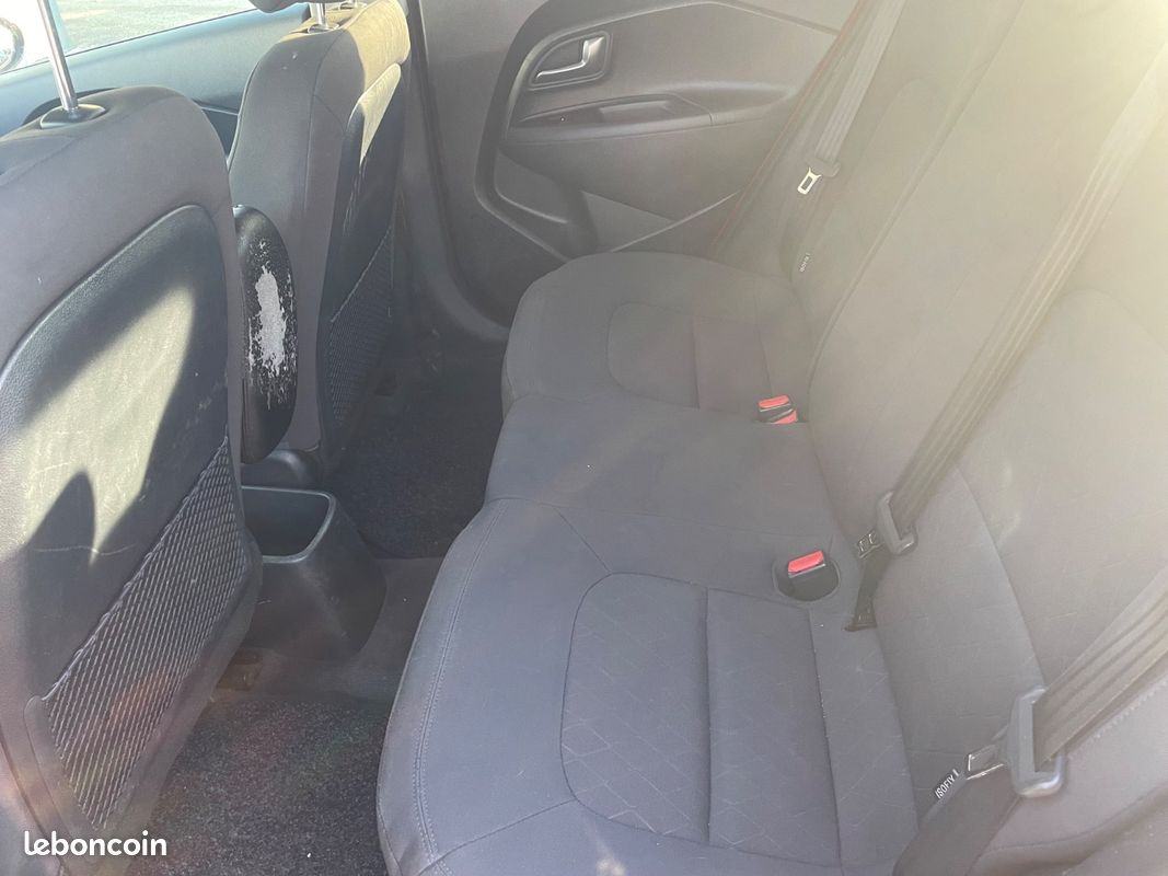 KIA Rio Spirit 1.4 CRDI 90 (image 7)