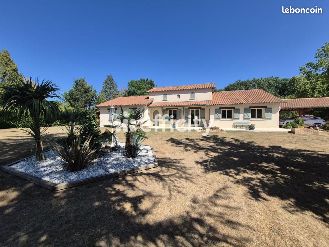 Maison 8 pièces 205 m² · à Saint-Brice-sur-Vienne · 205 m² · 418 000 €