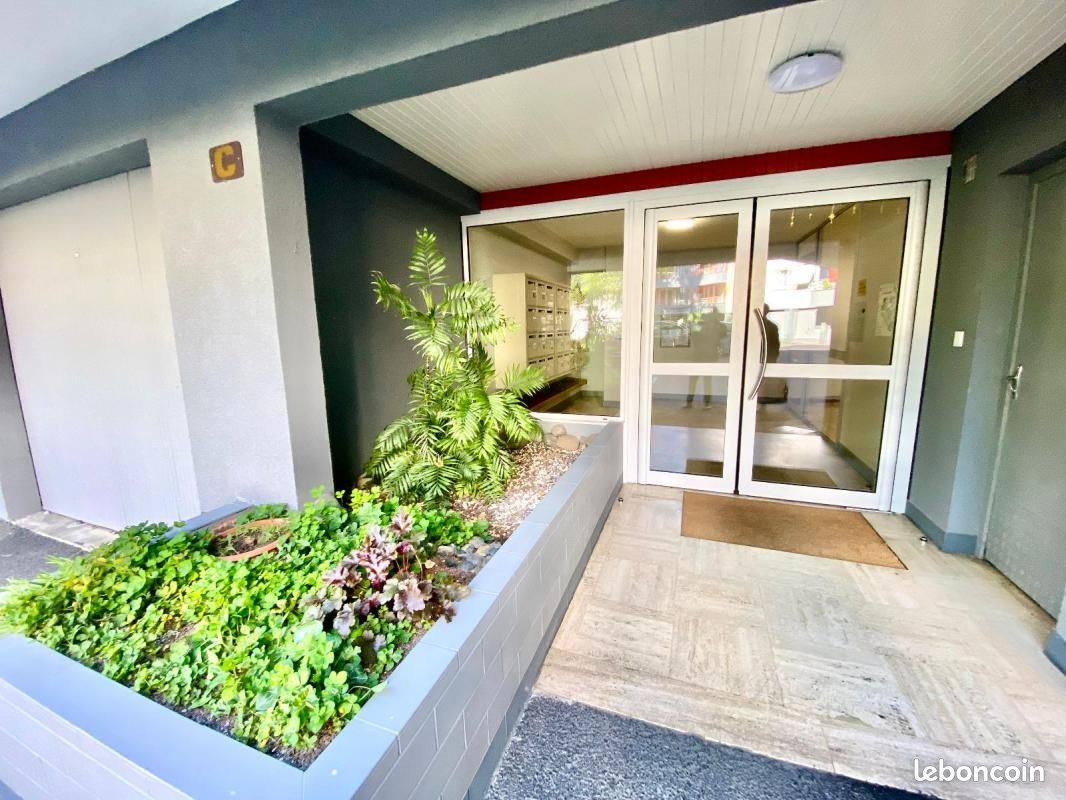 Appartement 1 pièce 32 m² - Brive-la-Gaillarde 19100 (image principale 6)