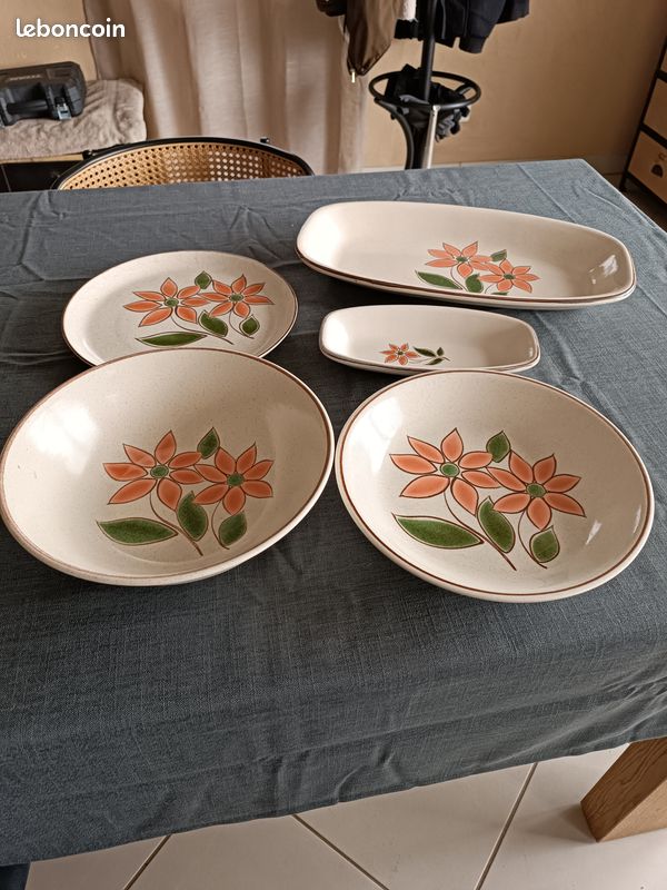 22 assiettes avec divers plats Service vaisselle passe au lave-vaisselle (image 1)