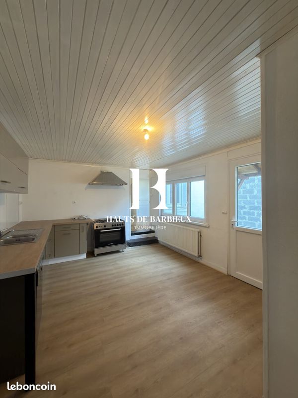 Maison 4 pièces 106 m² · à La Bassée · 106 m² · 990 €/mois