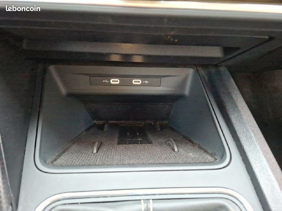 Seat LEON 2.0 TDI 115 BV6 STYLE XL Caméra (image 16)