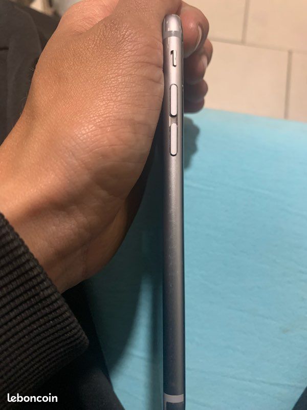 IPhone 6 (image 2)