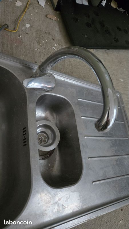 Evier + robinet inox (image 3)