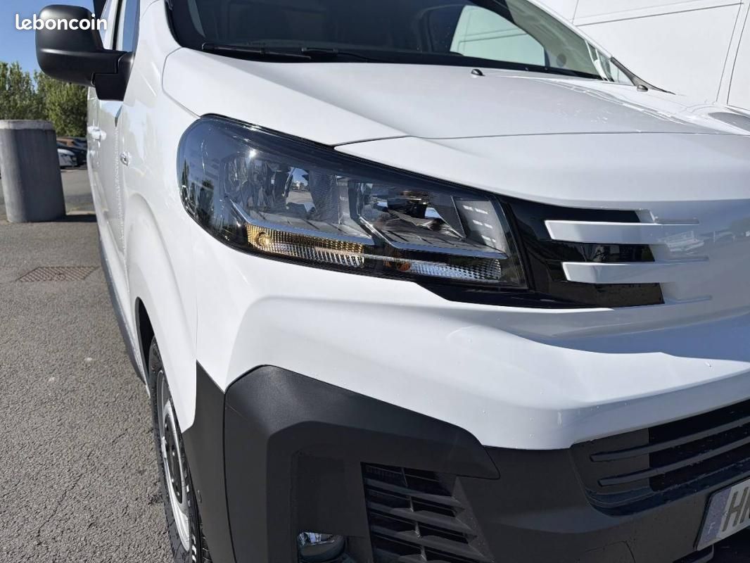 Peugeot Expert FOURGON FGN M DIESEL 150 CH MANUELLE (image 16)