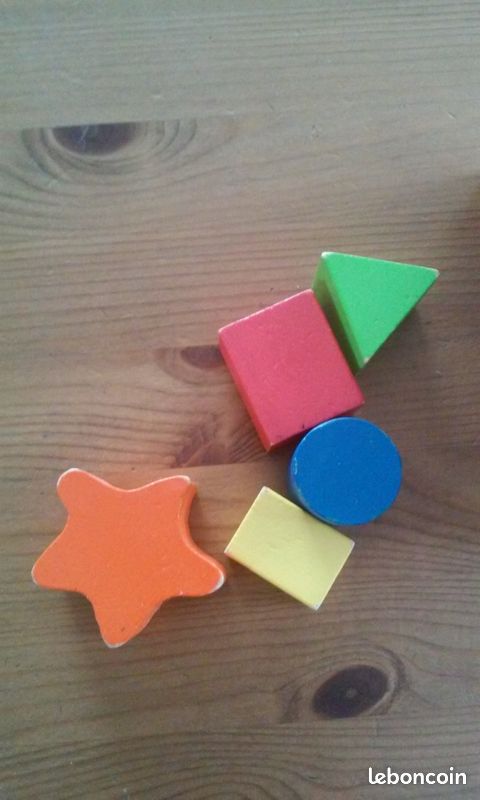 Jeu - cube à empiler en bois (image 5)