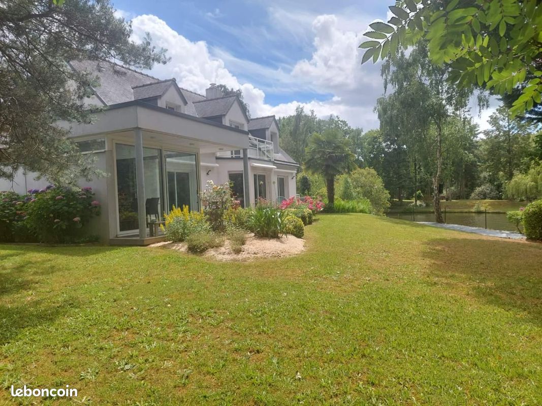 Maison 6 pièces 201 m² · à Bruz · 201 m² · 863 760 €