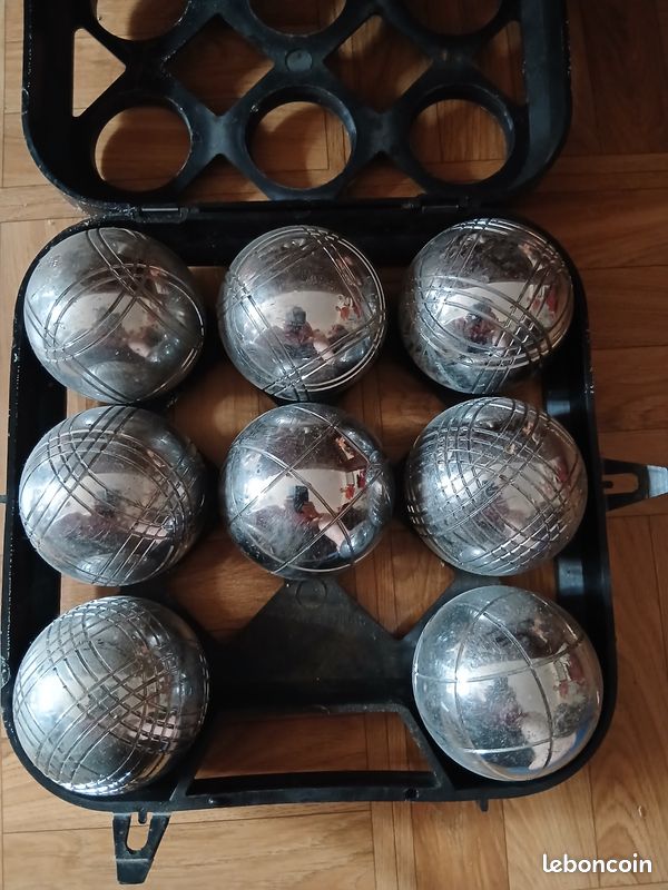8 boules de pétanque Made in France Obut comme neuves (image 2)