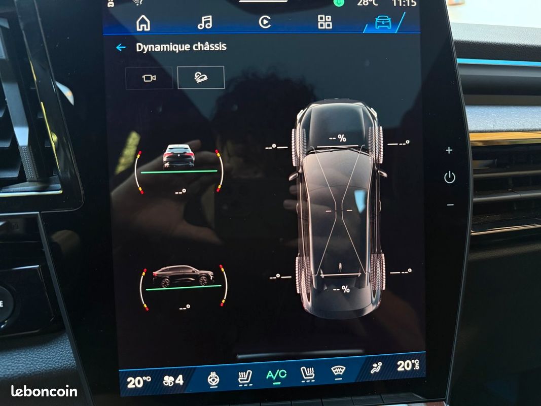 Renault RAFALE 1.2 E-TECH HYPER HYBRID 300 ESPRIT ALPINE 4X4 (image 23)