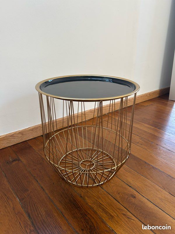 Table d’appoint (image 1)